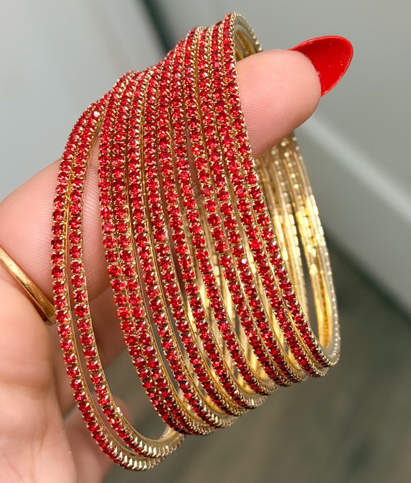 Aman Metal Sparkly Bangle Set