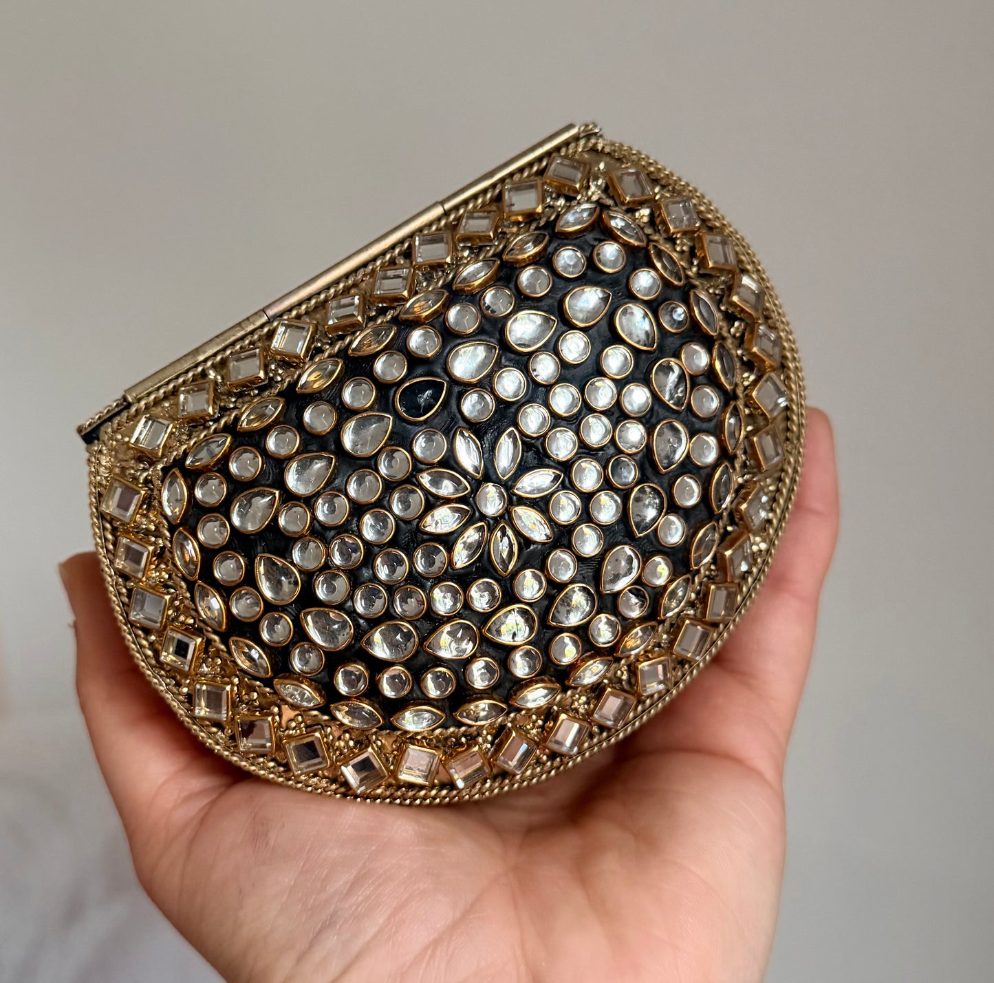 Naina Mini Kundan Clutch