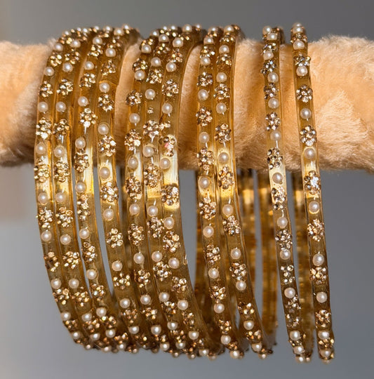 Yasmeen Pearl Bangle Set