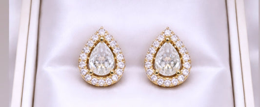 Mini VVS Clarity Studs