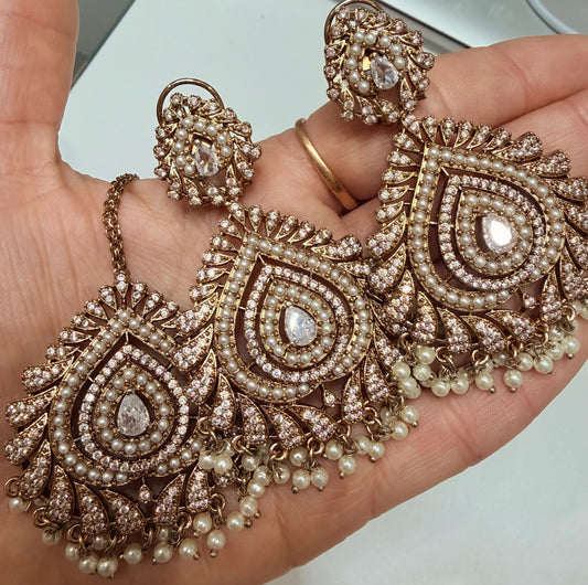 Inara Earrings & Tikka Set