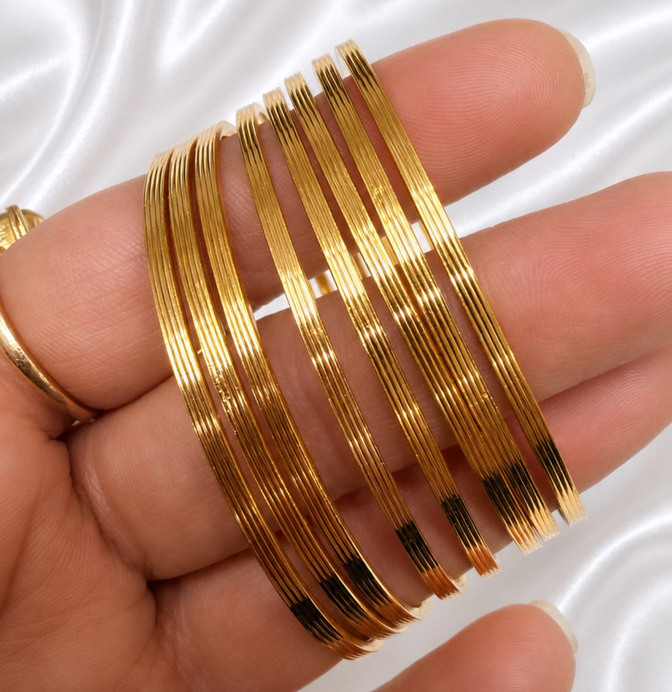 Seerat Gold Plated Bangle Set