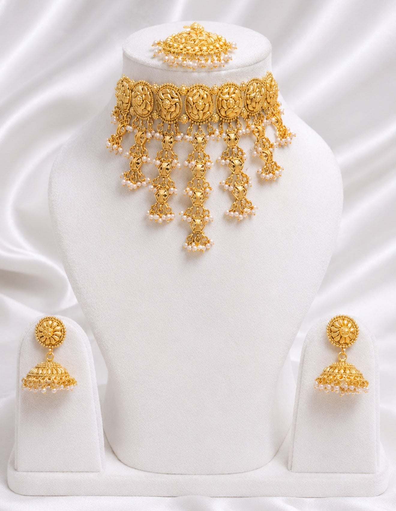 Tanu Gold Plated Waterfall Style Necklace Set