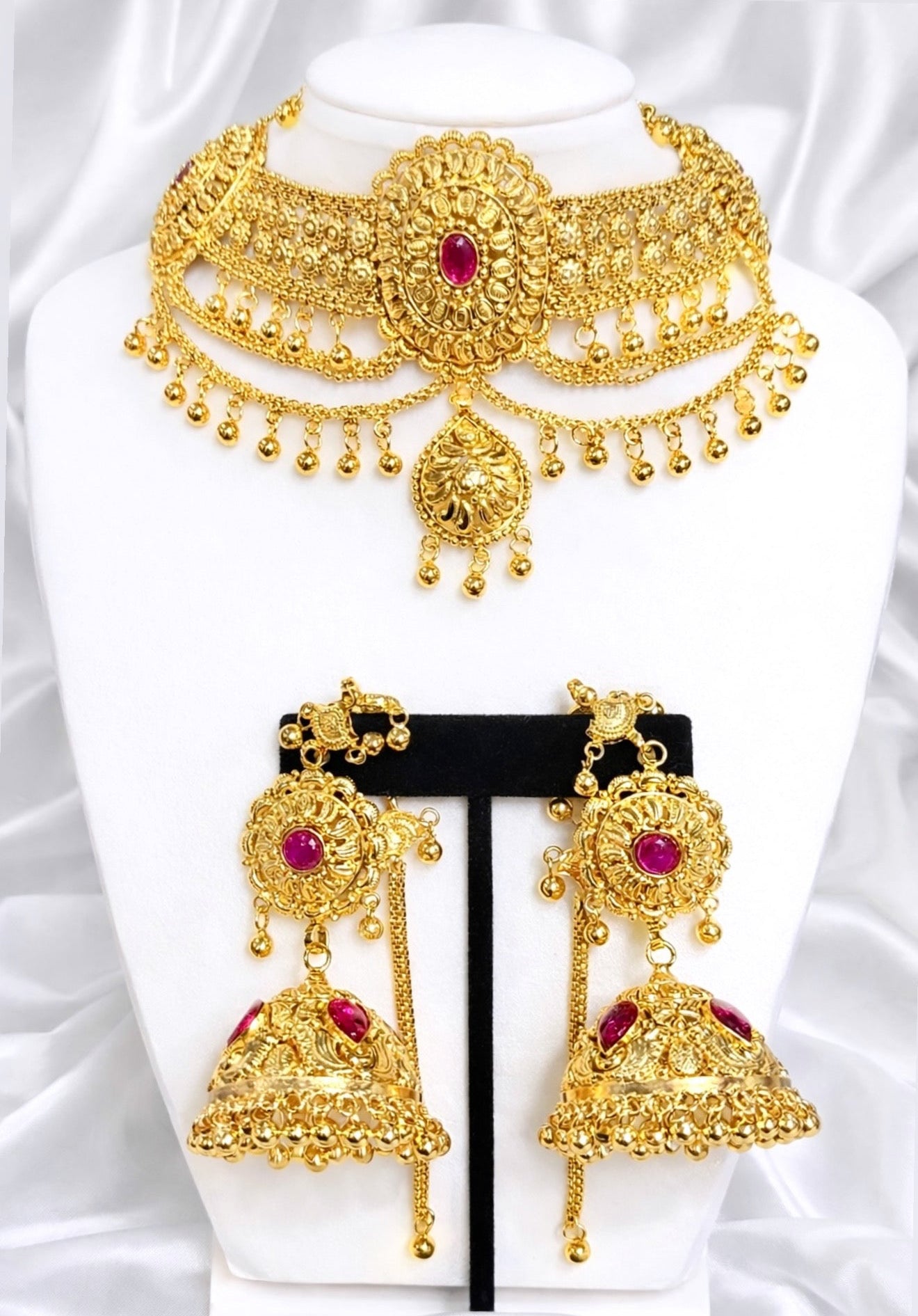 Veena Premium Gold Plated Necklace Set with Sahara Jhumkis