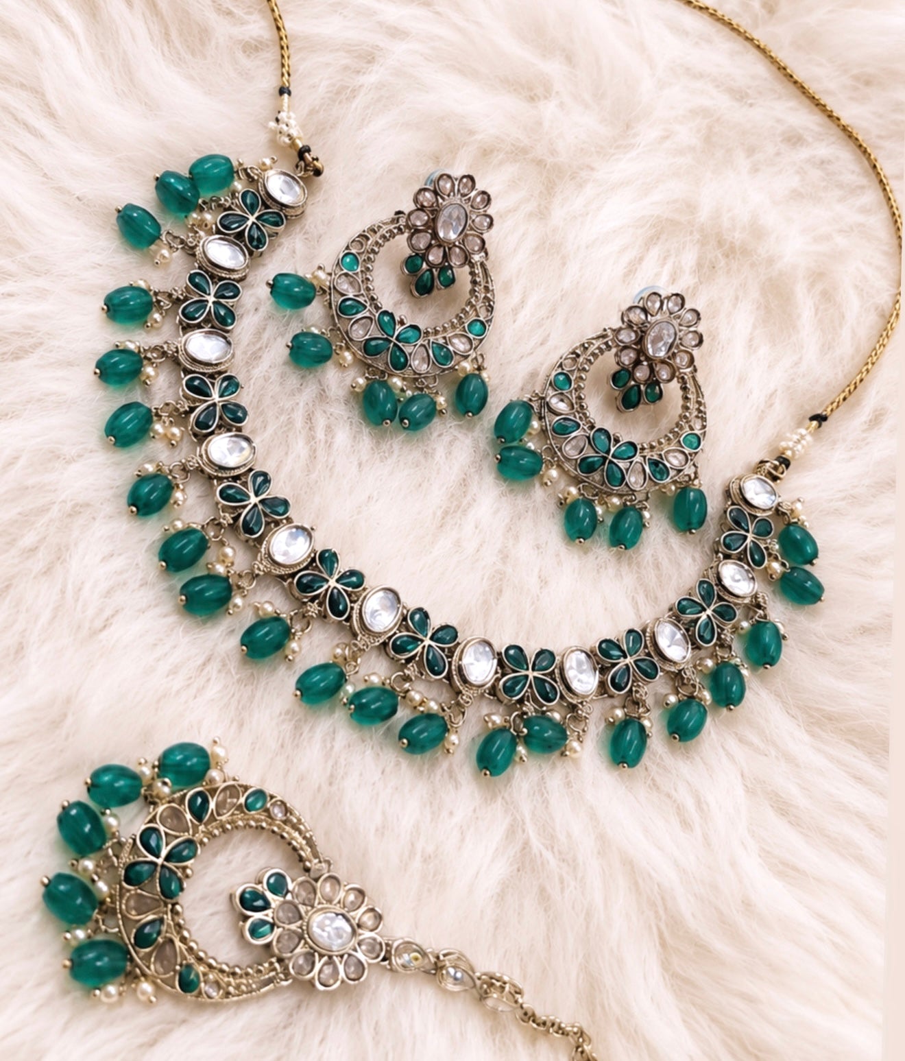 Mahi Necklace Set