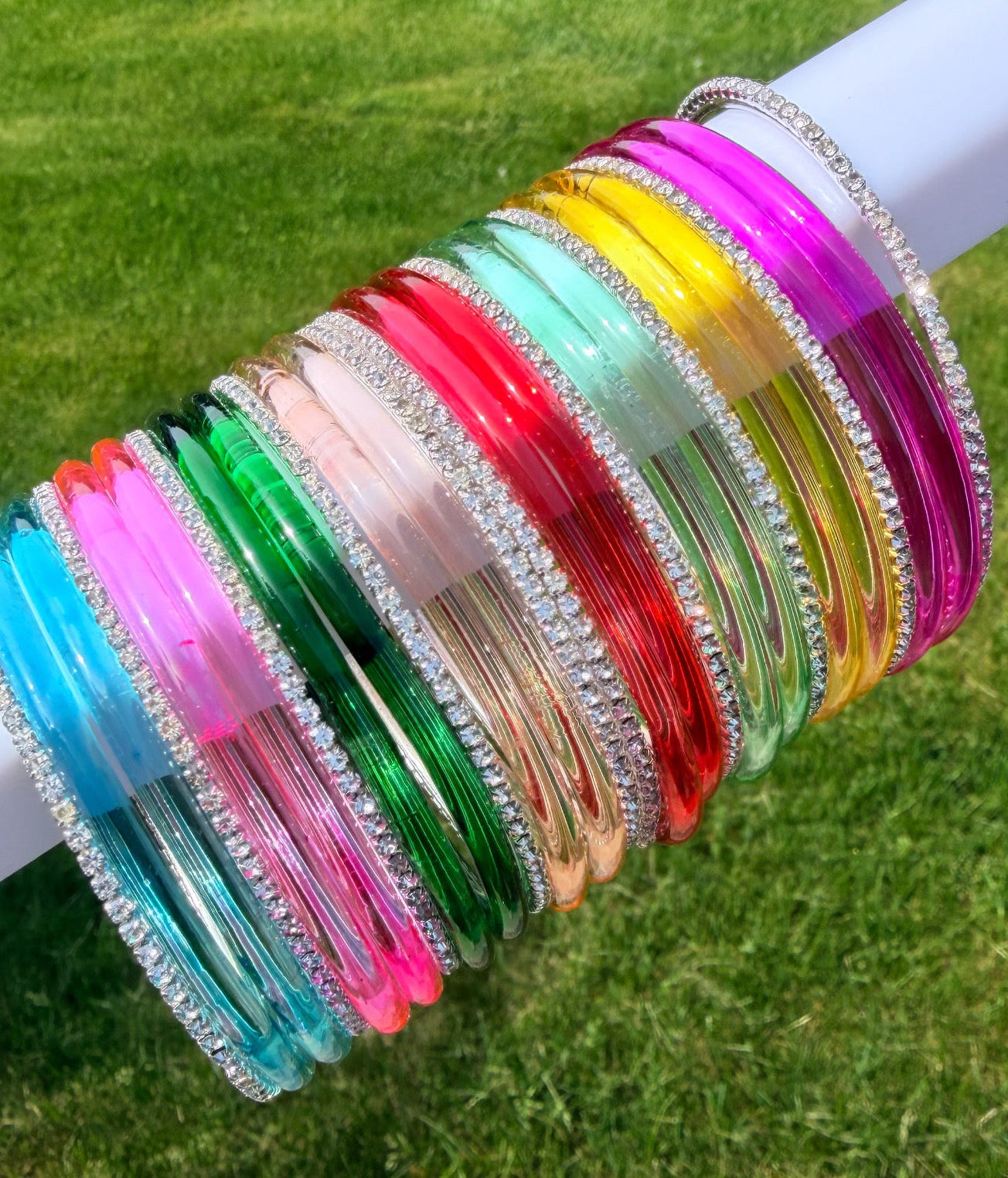 Simmi Glass Bangle Set