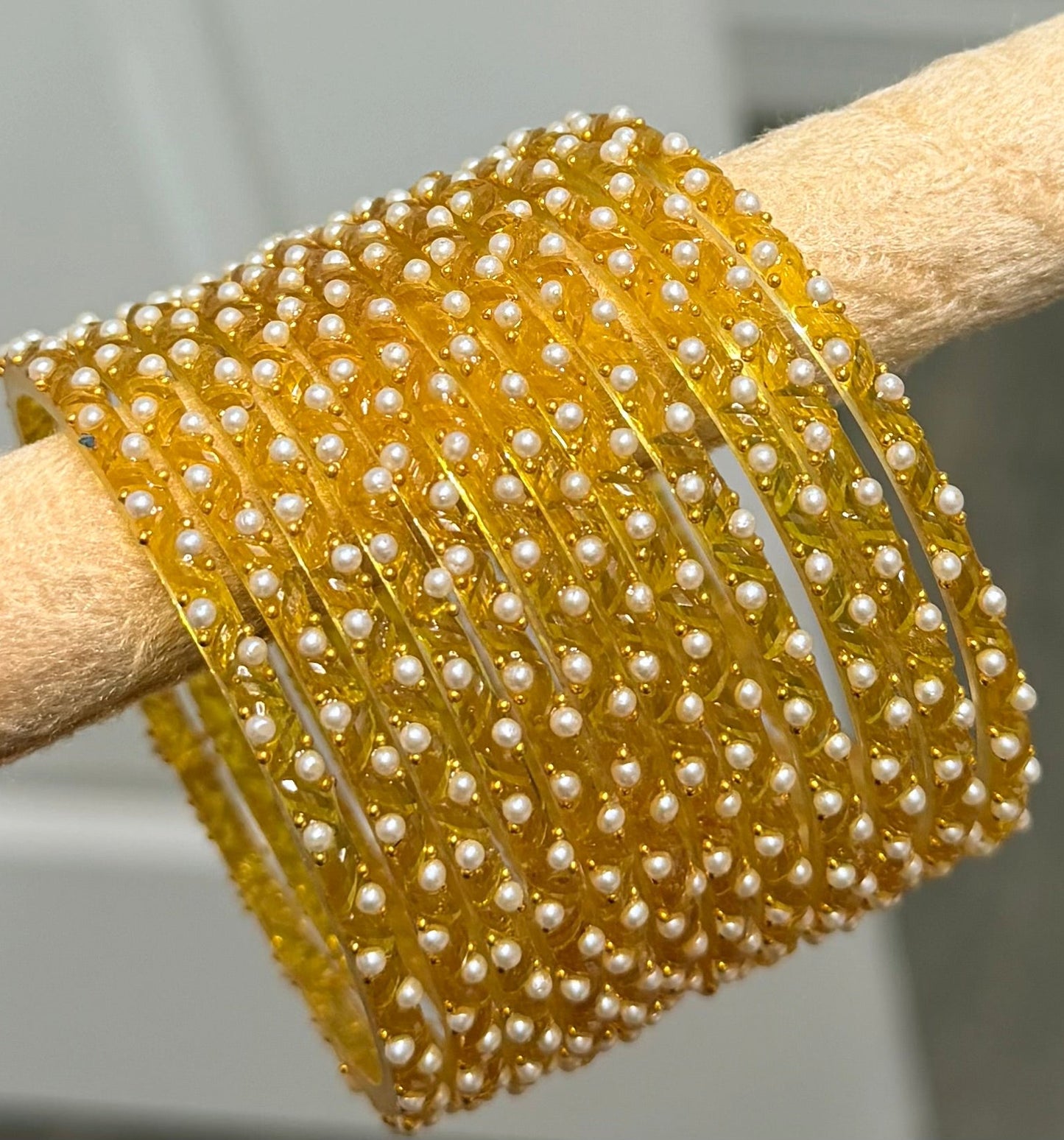 Sophia Pearl Glass Bangle Set