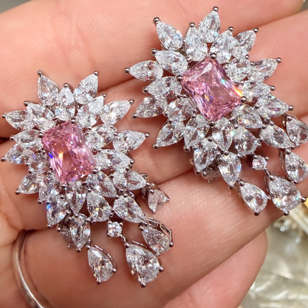 VVS Clarity Studs