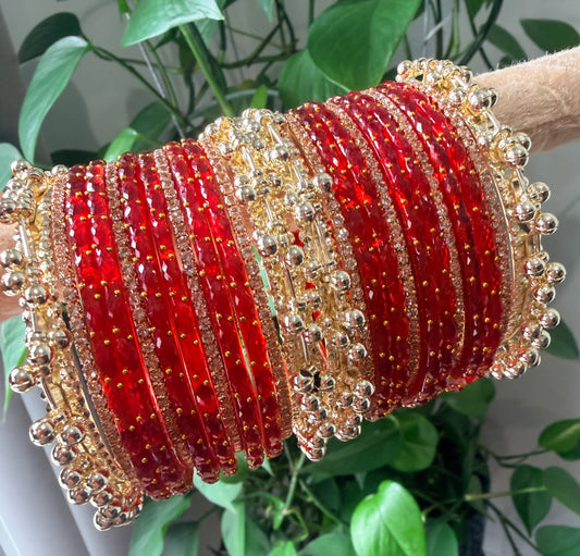 Mannat Glass Bangle Set