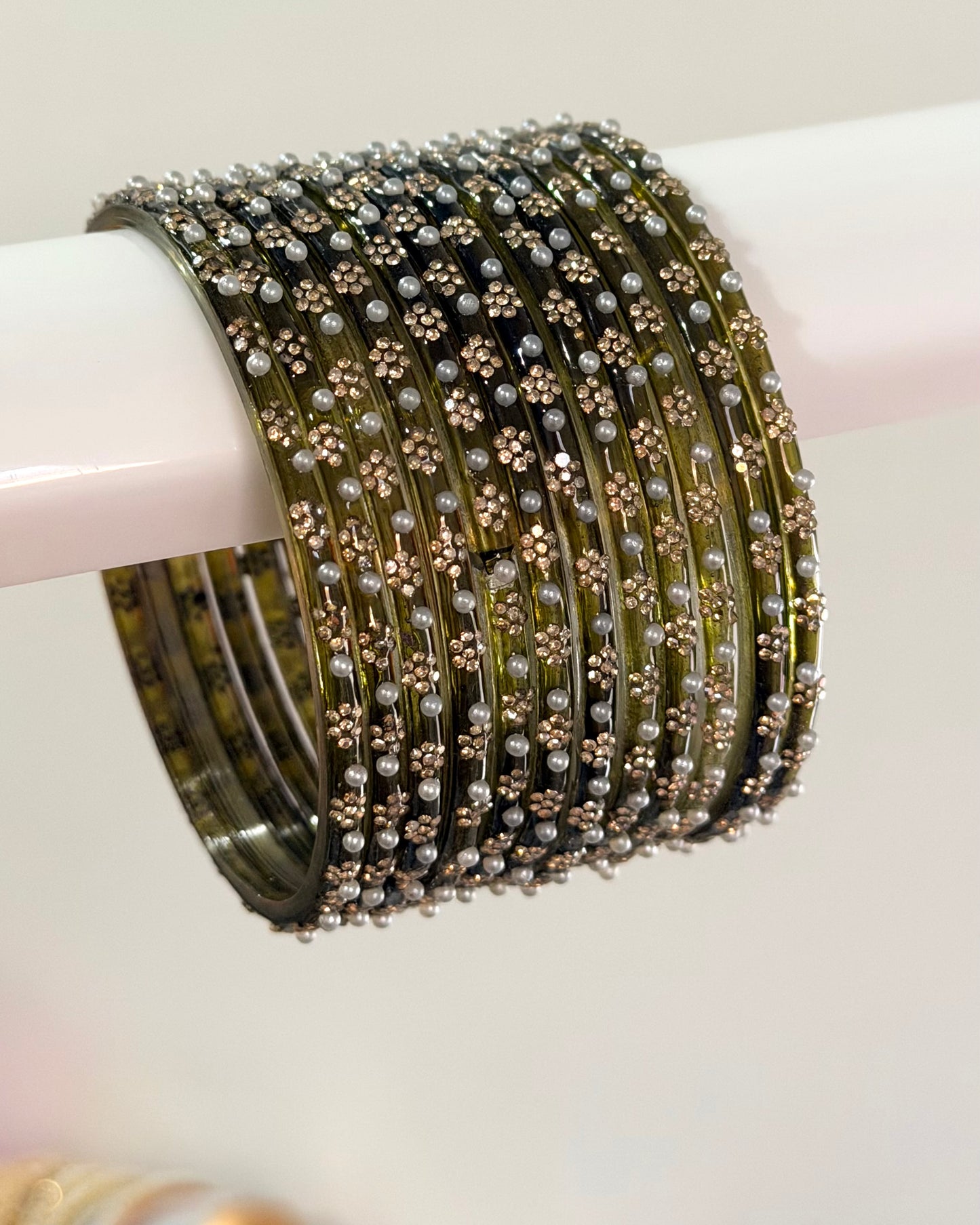 Sophia Glass Bangle Set