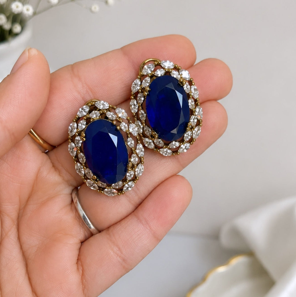 Sunheri Premium Doublet Stone Studs