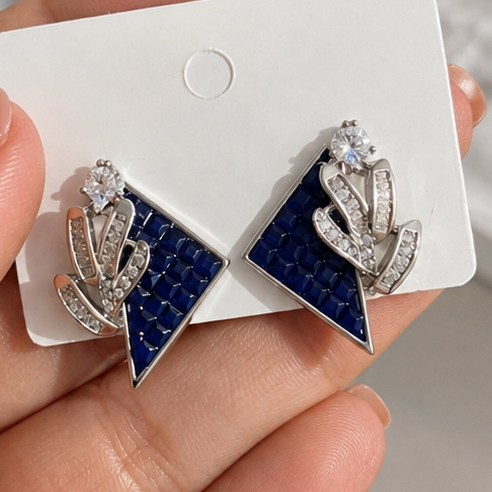 Sneha VVS Clarity Studs