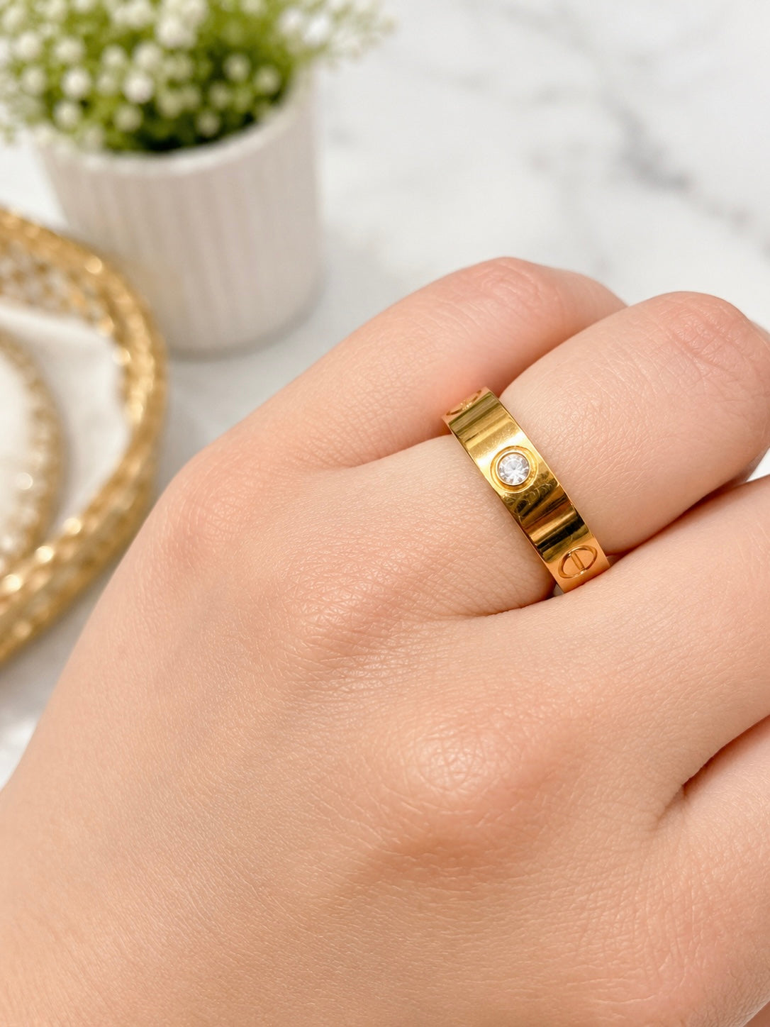 Irya VVS Clarity Ring