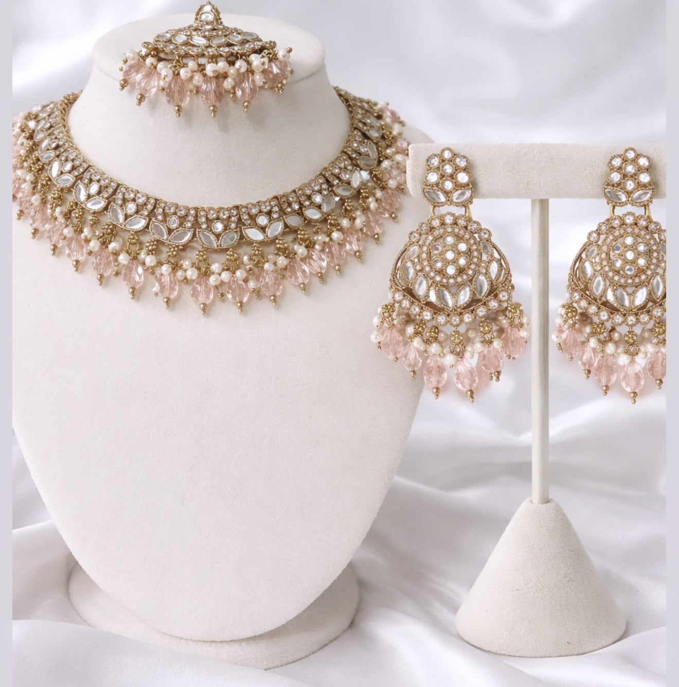 Deepi Mirror Necklace Set
