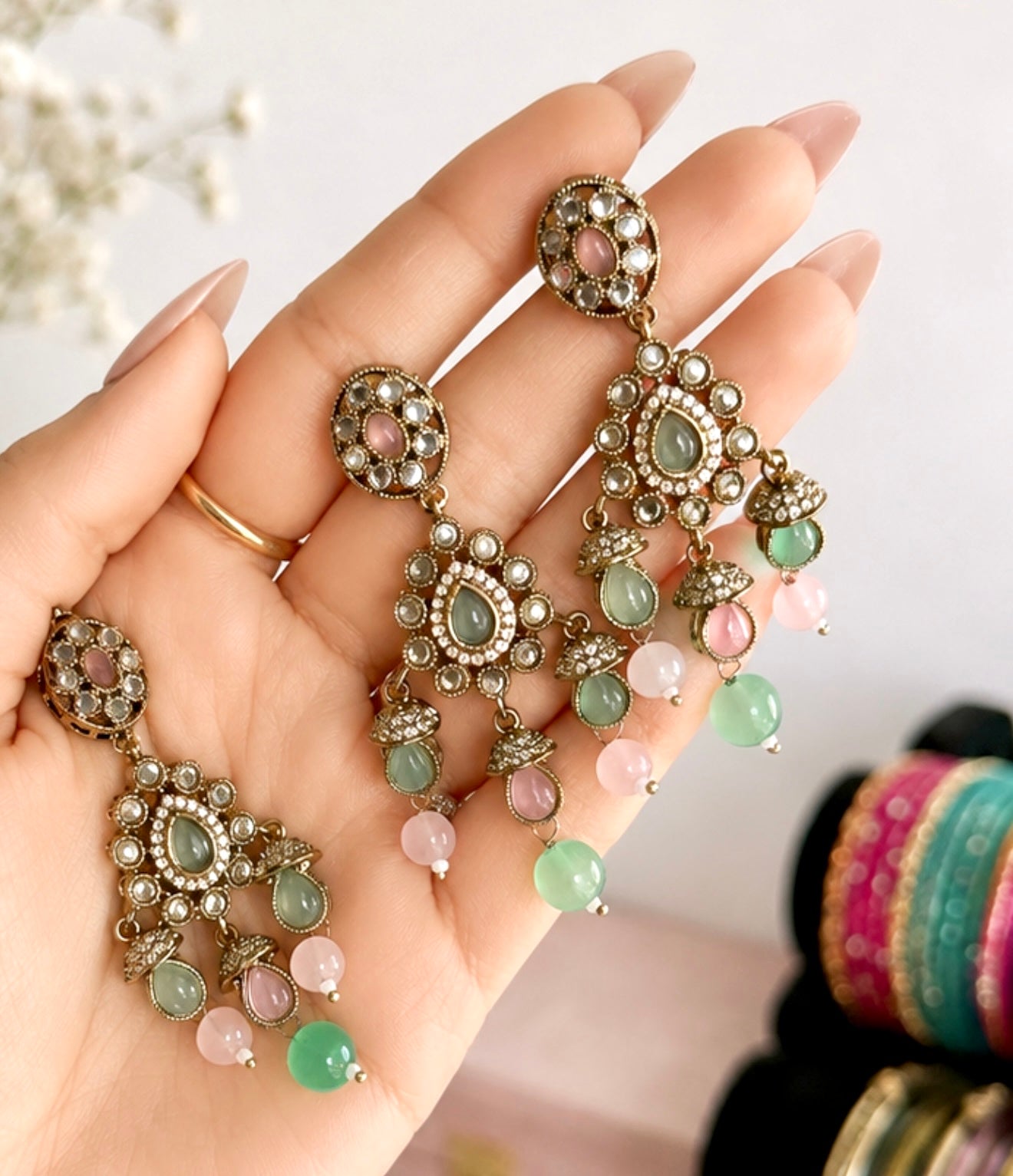 Inayat Sleek Choker Set