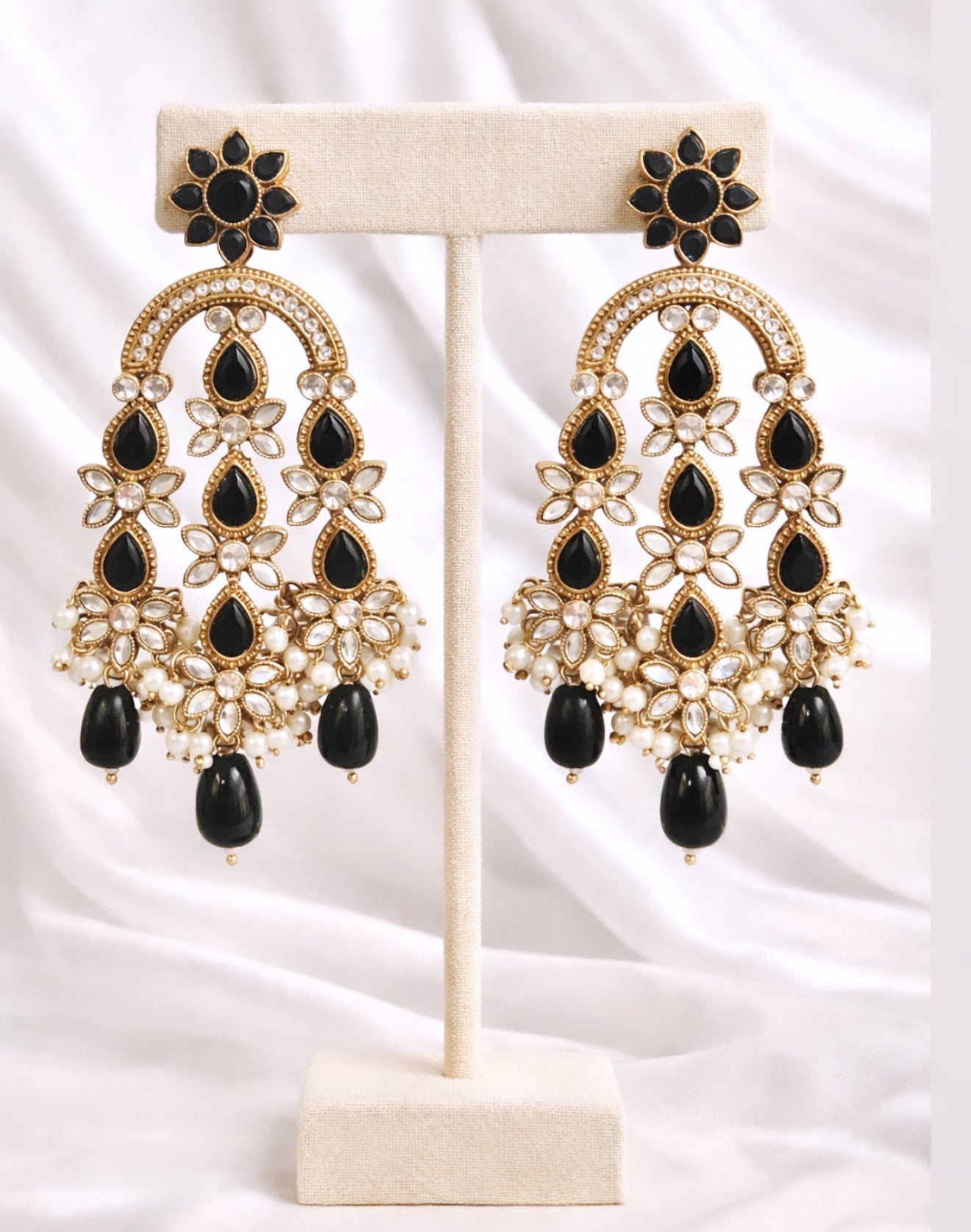 Rakhi Premium Earrings