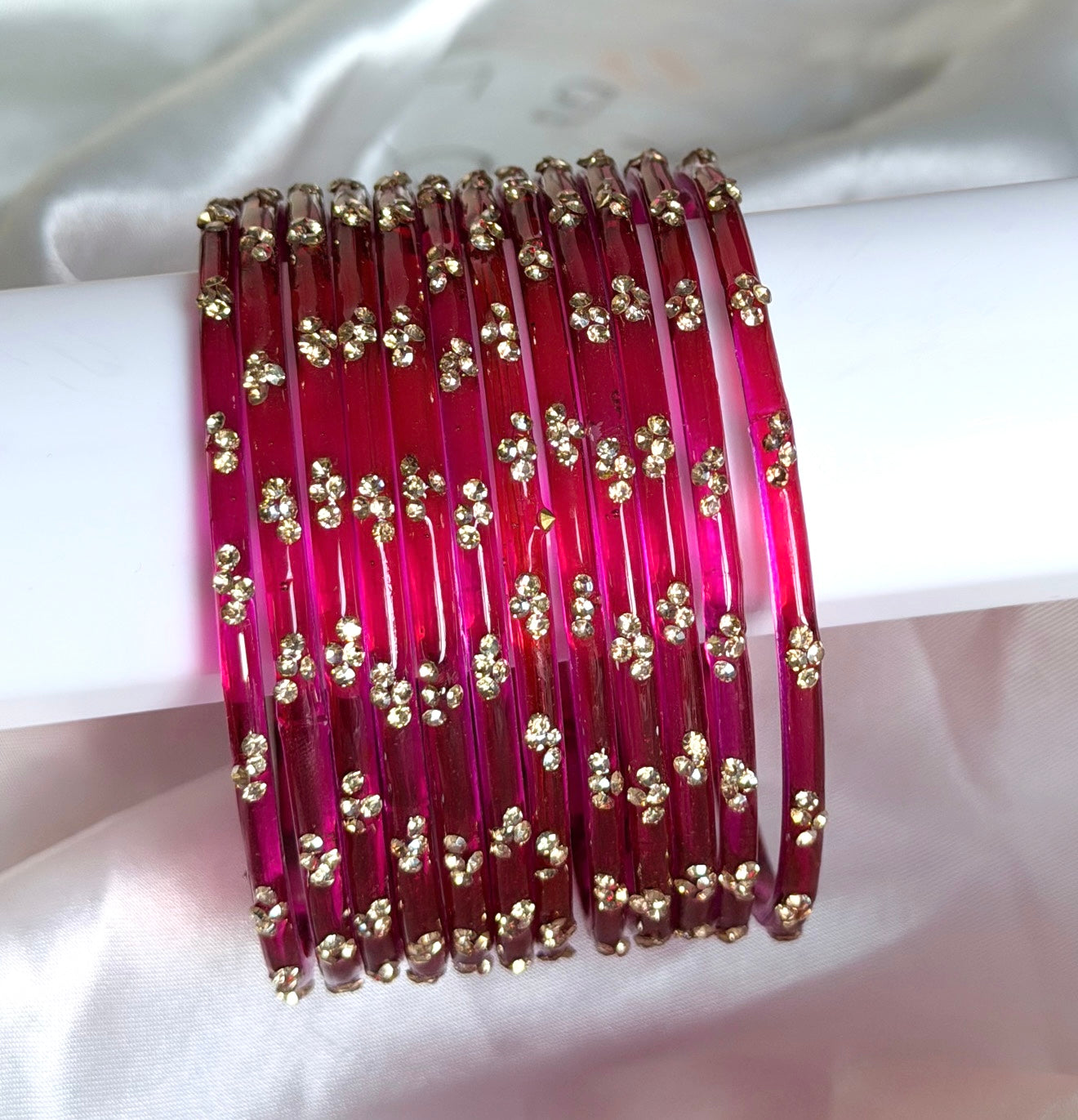 Sophia Glass Bangle Set
