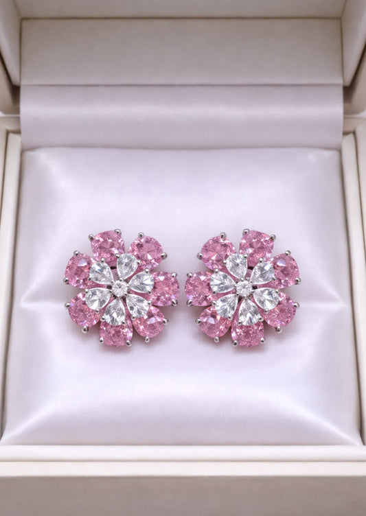 Noor VVS Clarity Earrings Studs