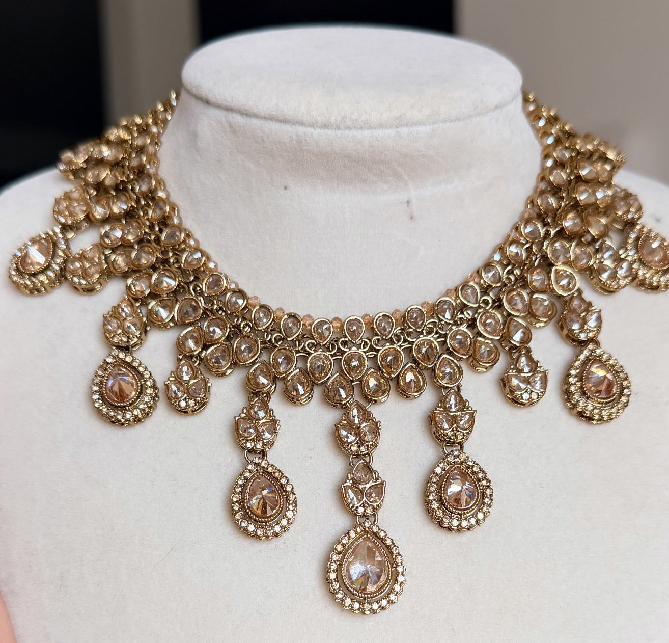 Diksha Necklace Set