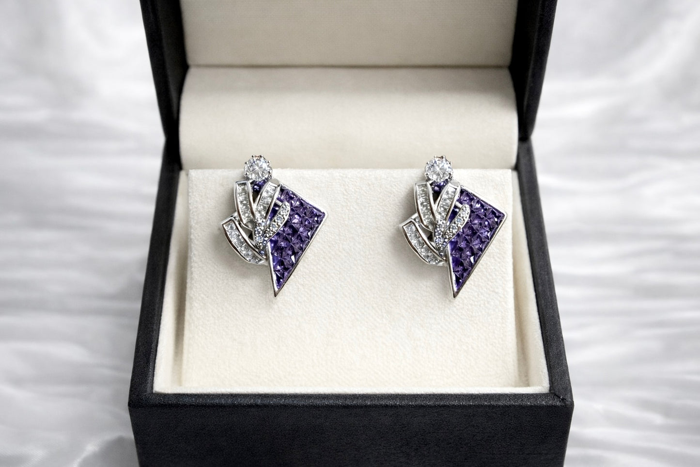 VVS Clarity Studs