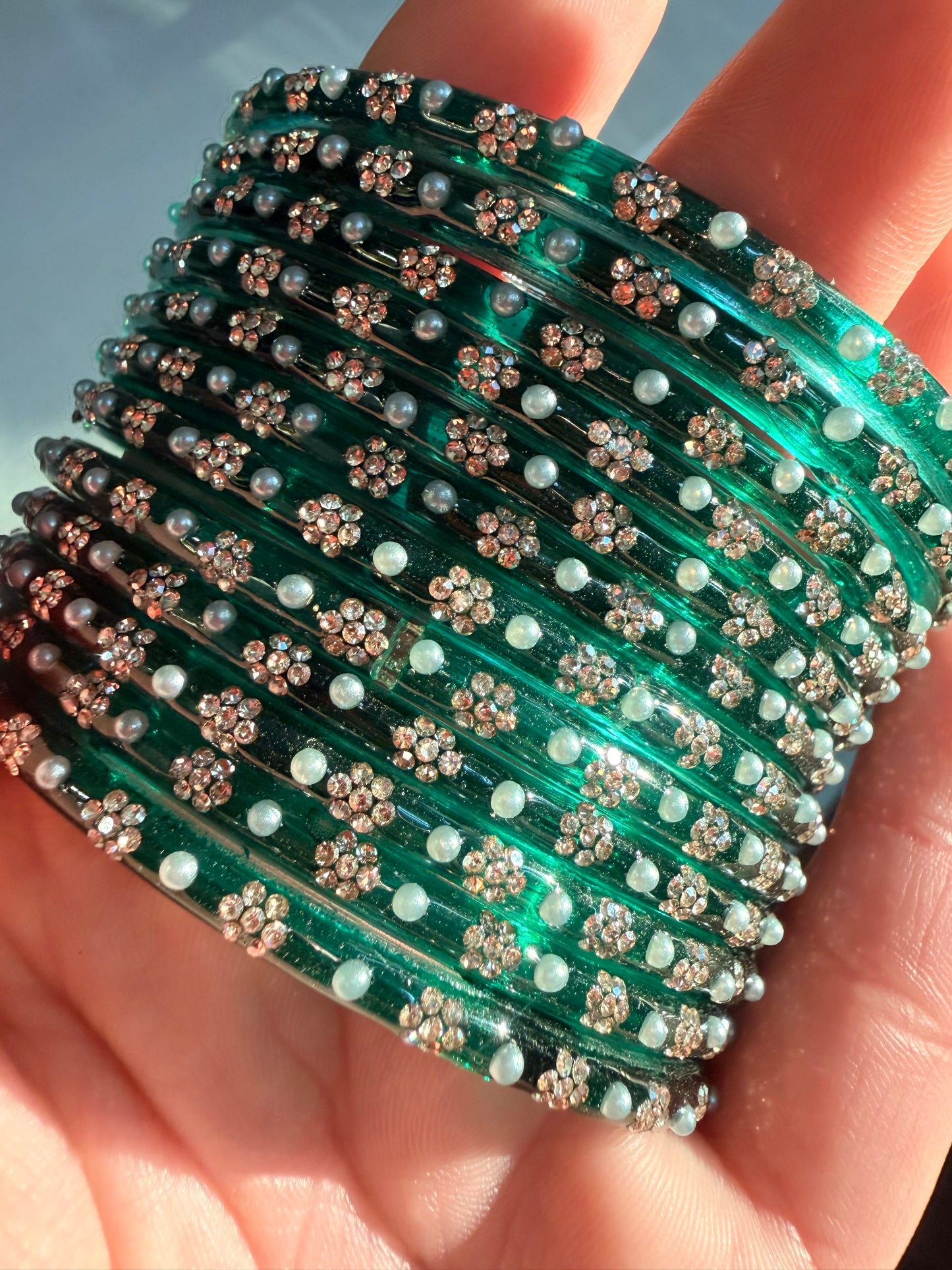 Sonal Pearl Glass Bangle Set
