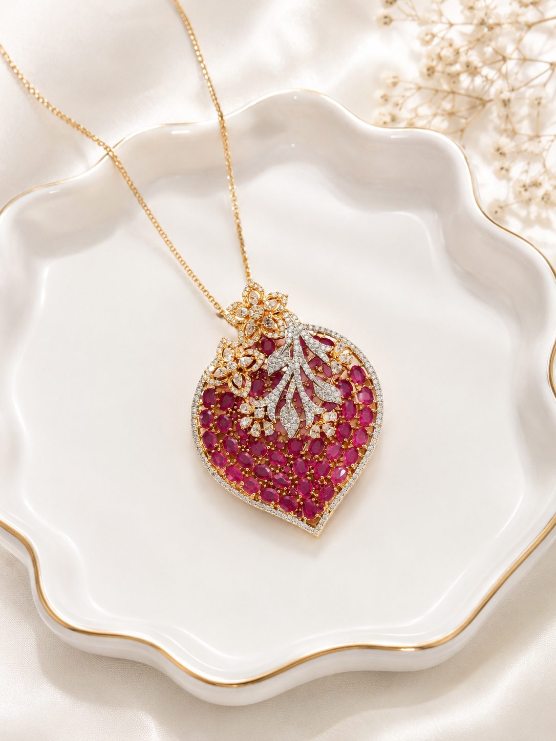 Zara Pendant Set