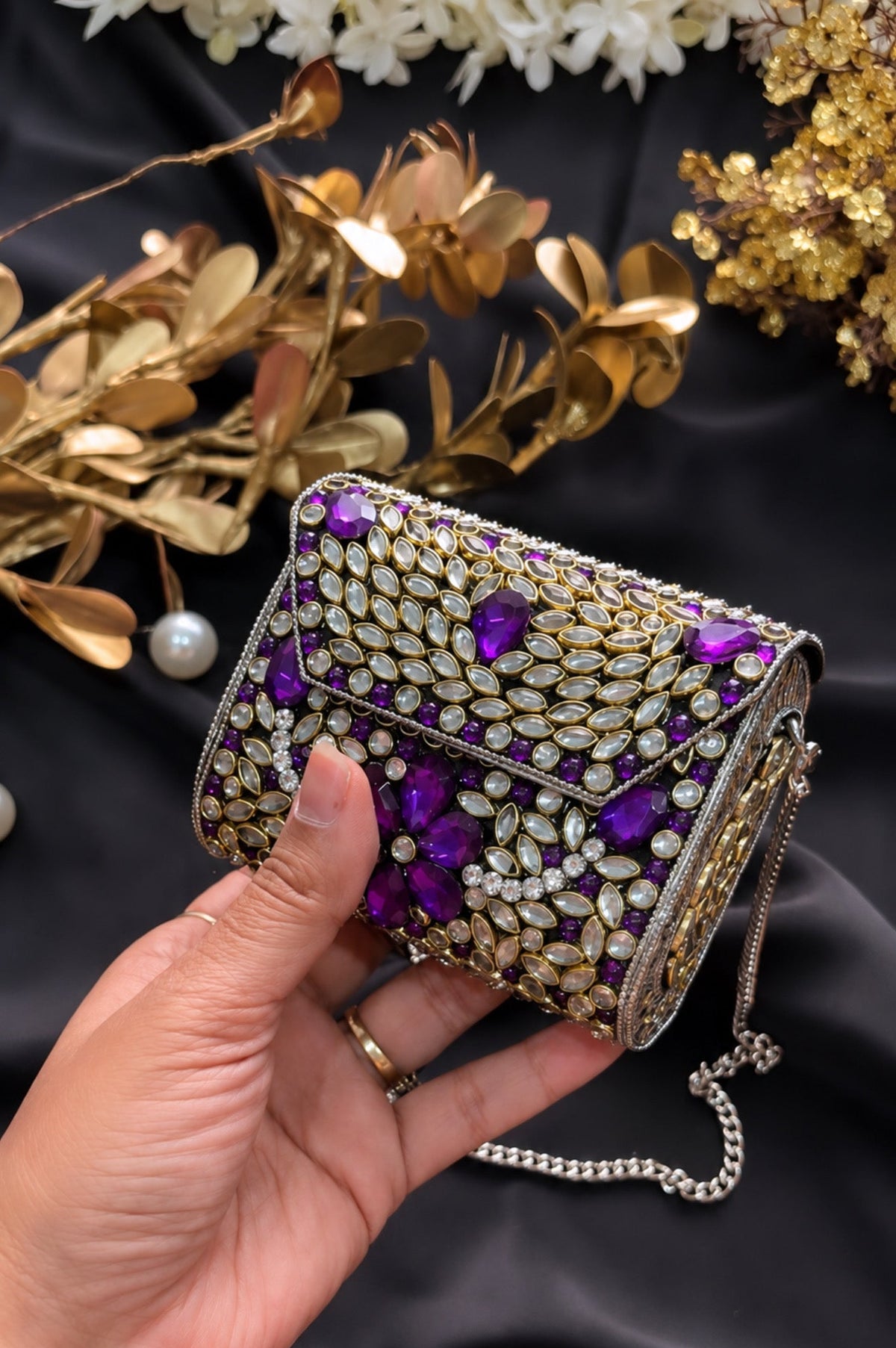 Arshi Mini Kundan Clutch