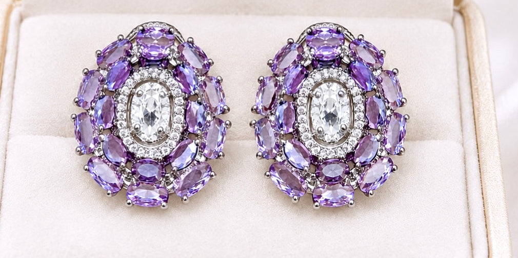 Nadia VVS Clarity Studs
