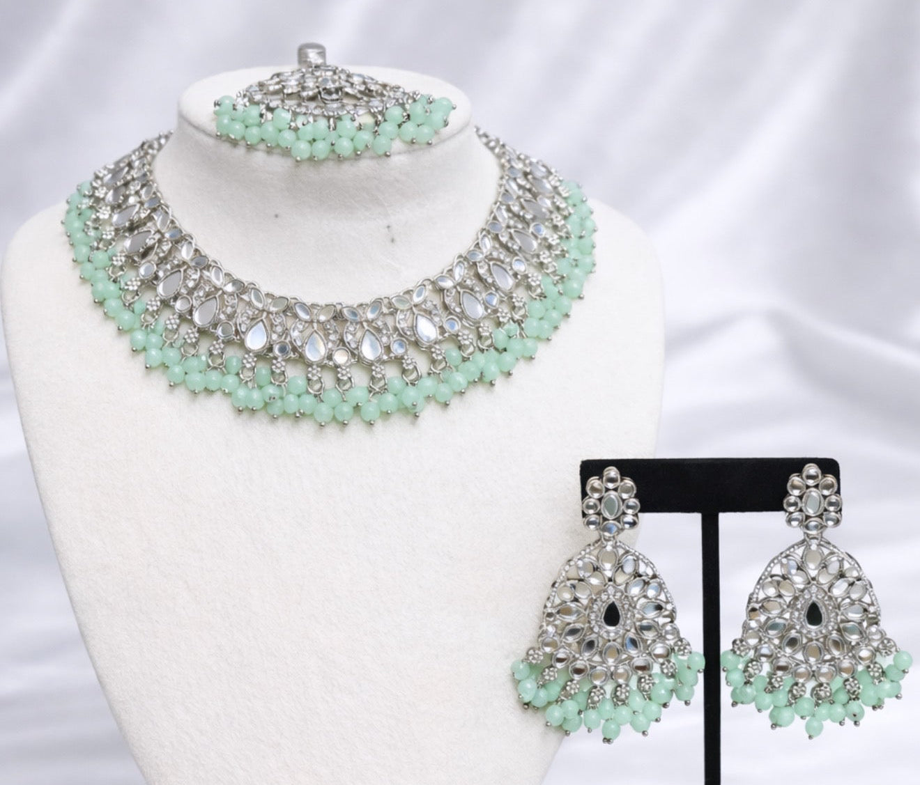 Hira Mirror Necklace Set
