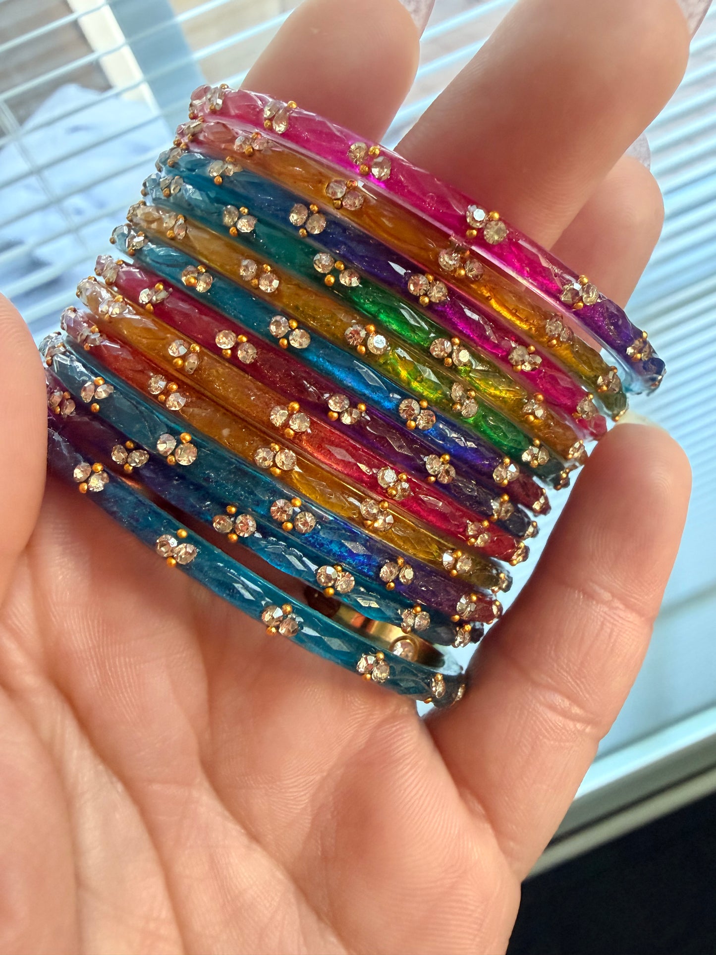 Sophia Glass Bangle Set
