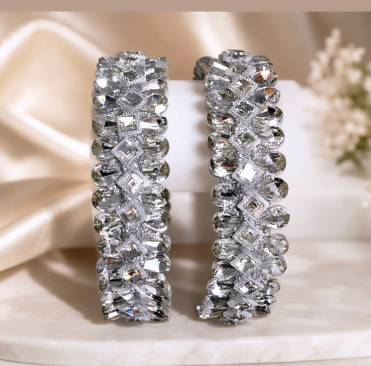 Aashna Silver Stone Bangle Set