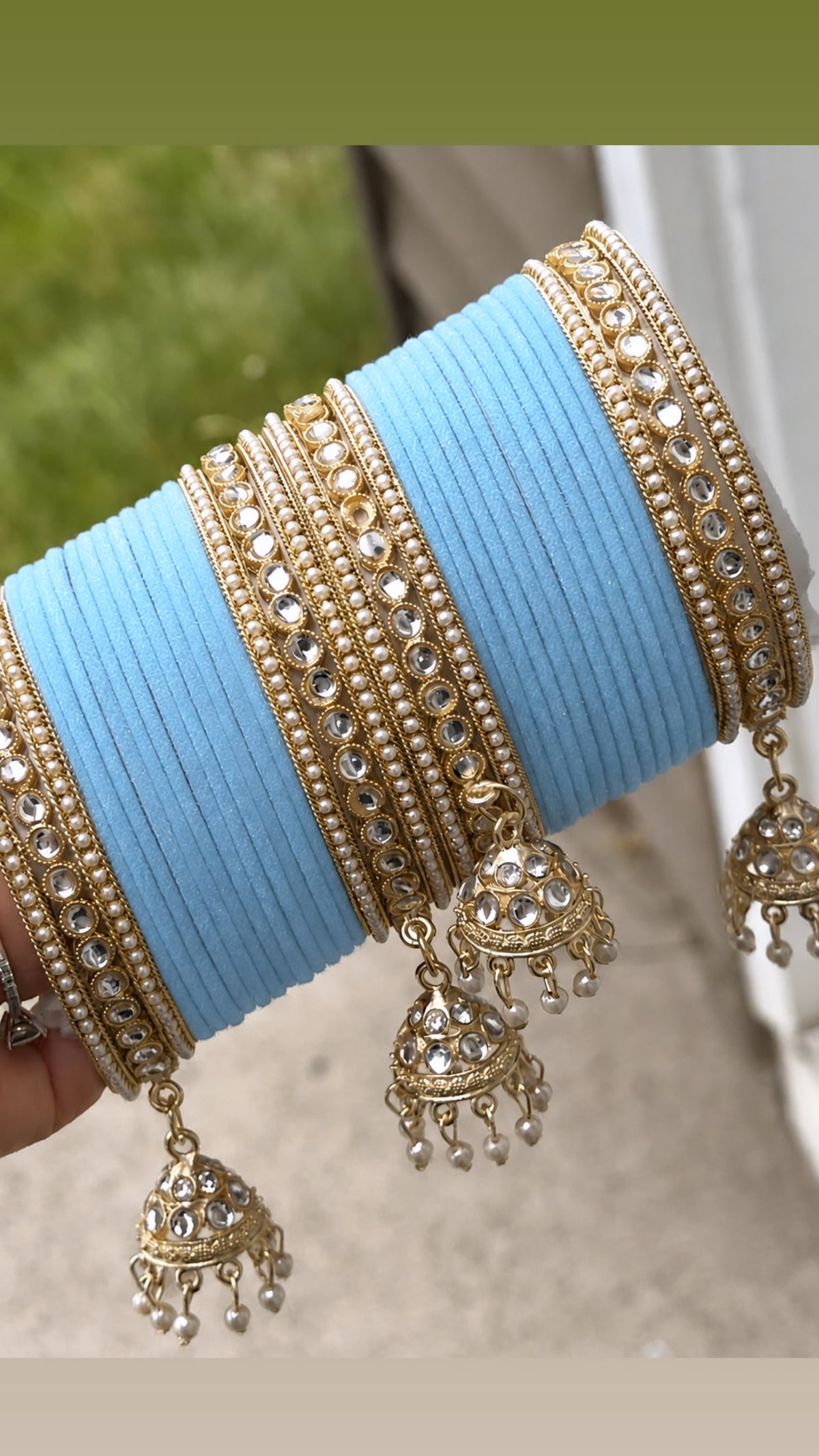 Sunidhi Bangle Set with Hangings