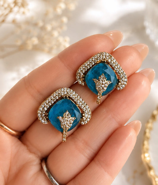 Avneet Studs