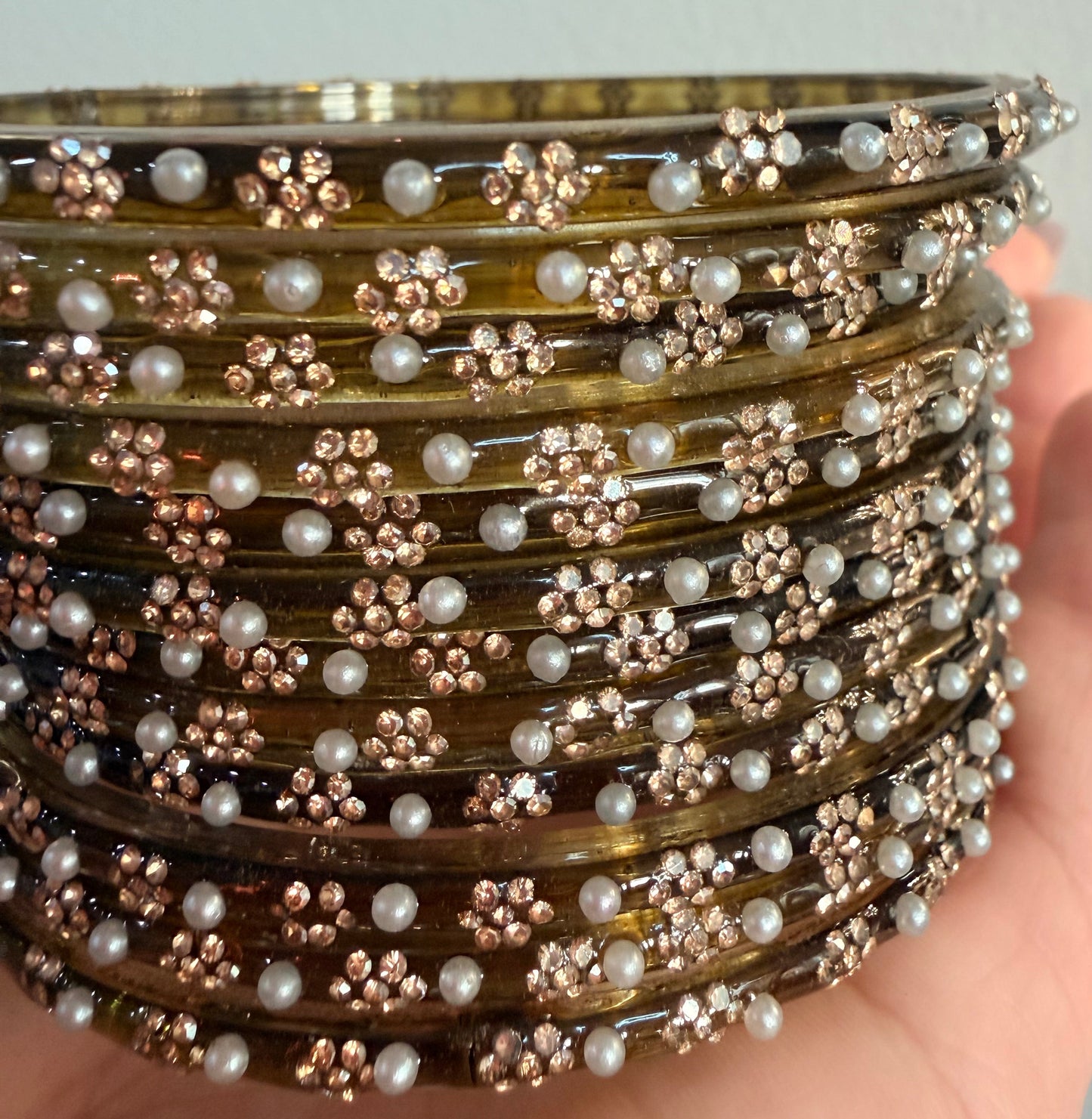 Sonal Pearl Glass Bangle Set