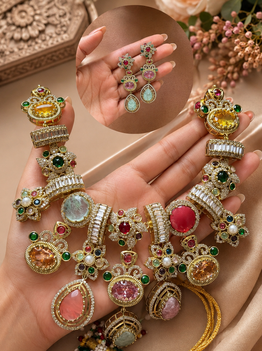Sabya Inspired Trendy Necklace Set