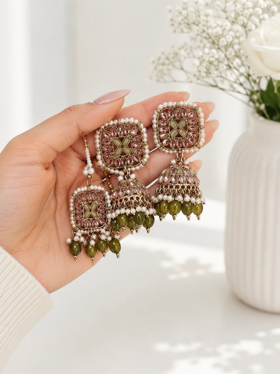 Akansha Necklace Set