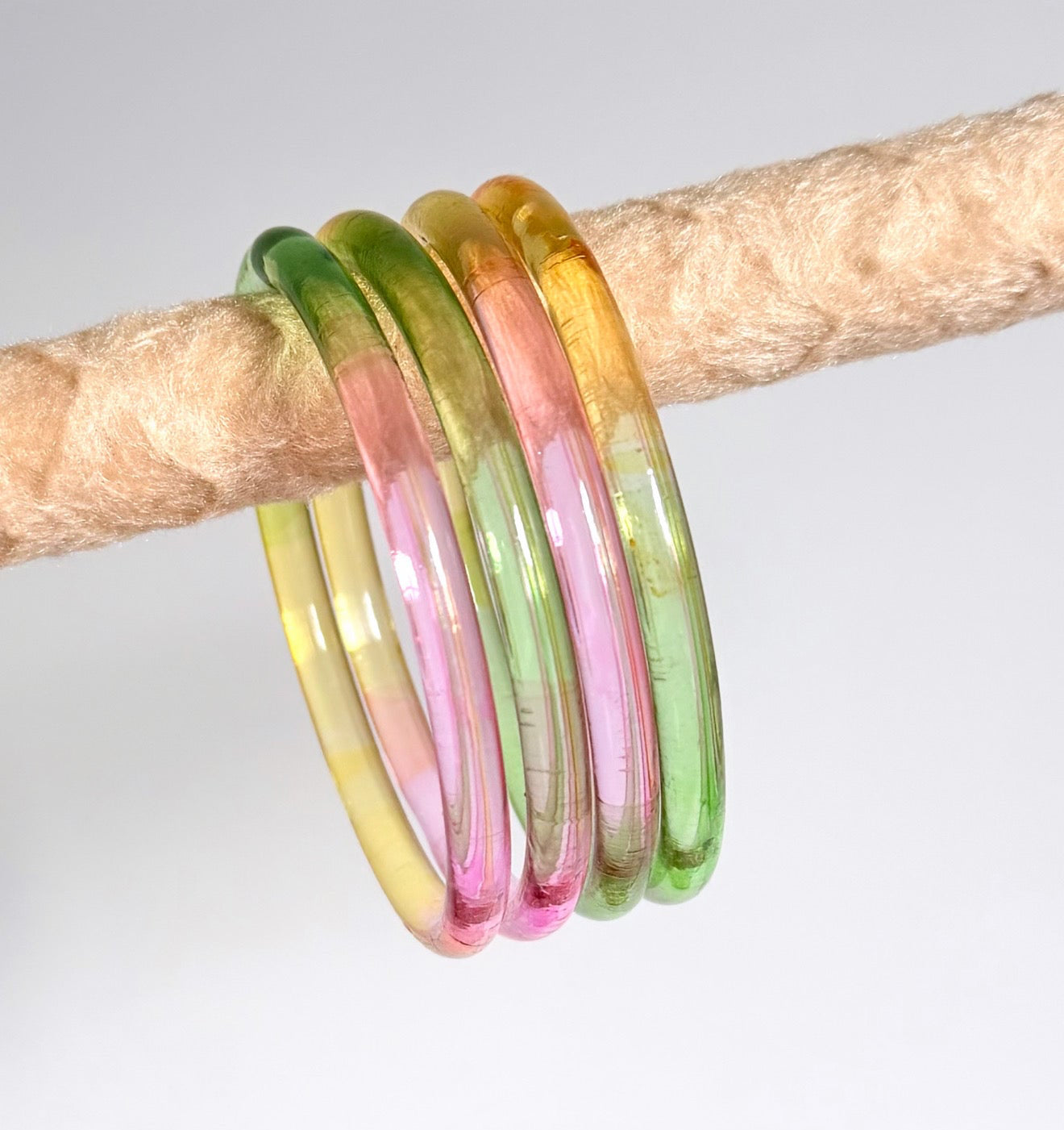 Noor Glossy Bangle Set