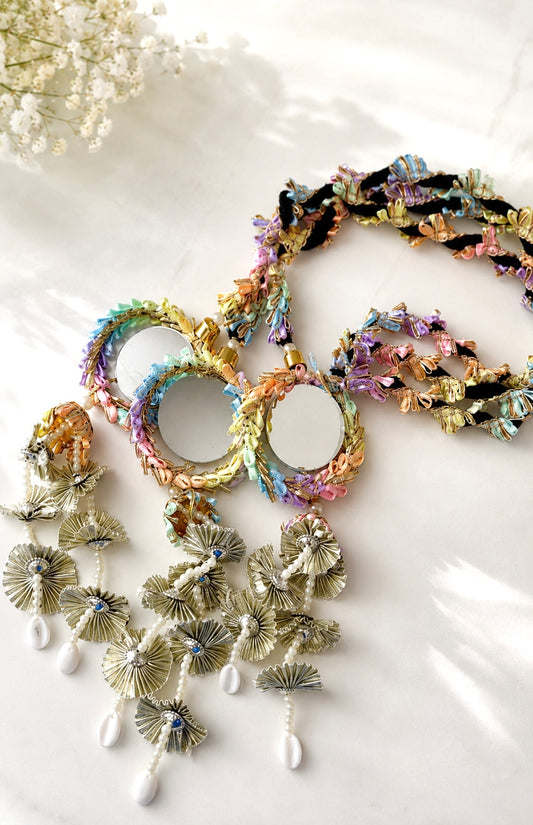 Mandeep Multi Colored Paranda