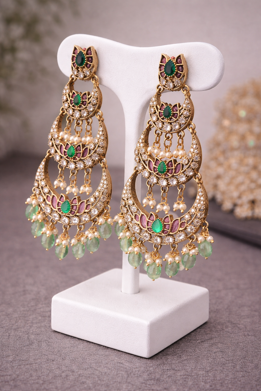 Zoya Chandbali