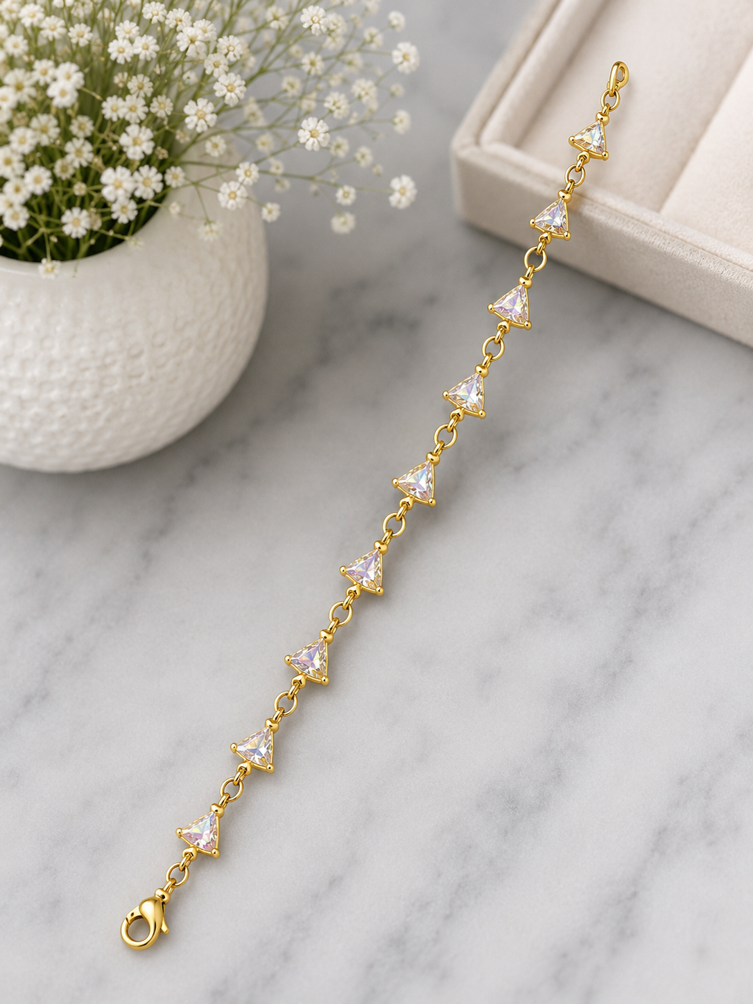 Mahira Dainty Bracelet