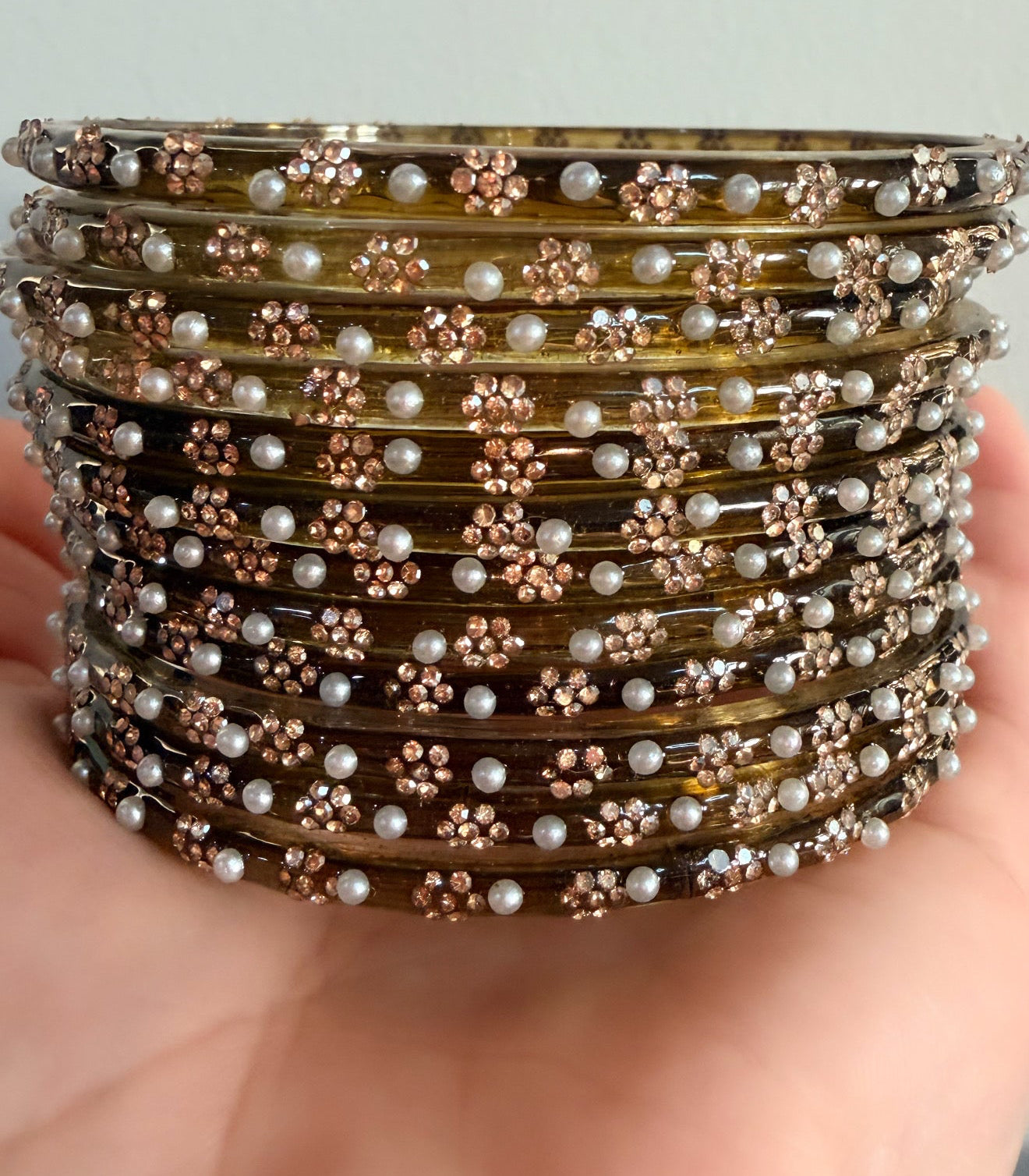 Sonal Pearl Glass Bangle Set