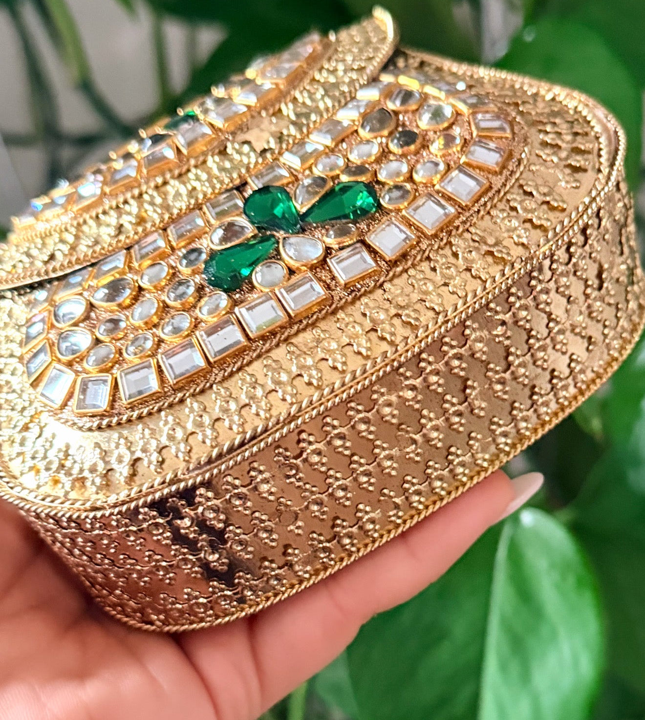 Naina Mini Kundan Clutch