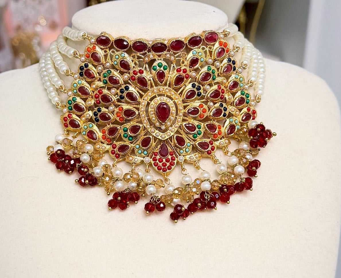 Mahima Necklace Set