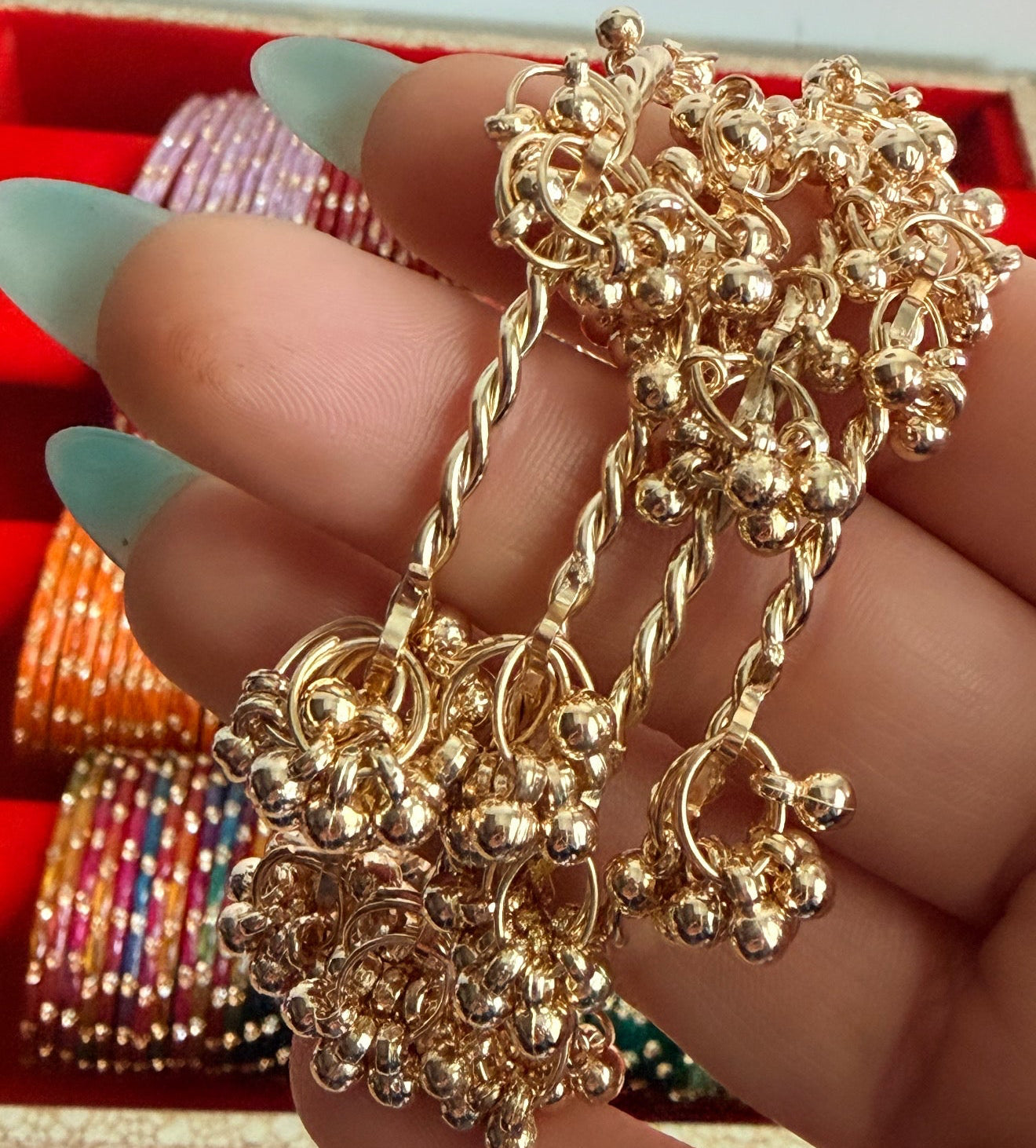 Sunidhi Glass Bangle Box- Box is included