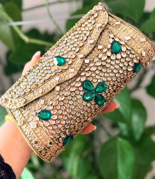 Naina Big Kundan Clutch