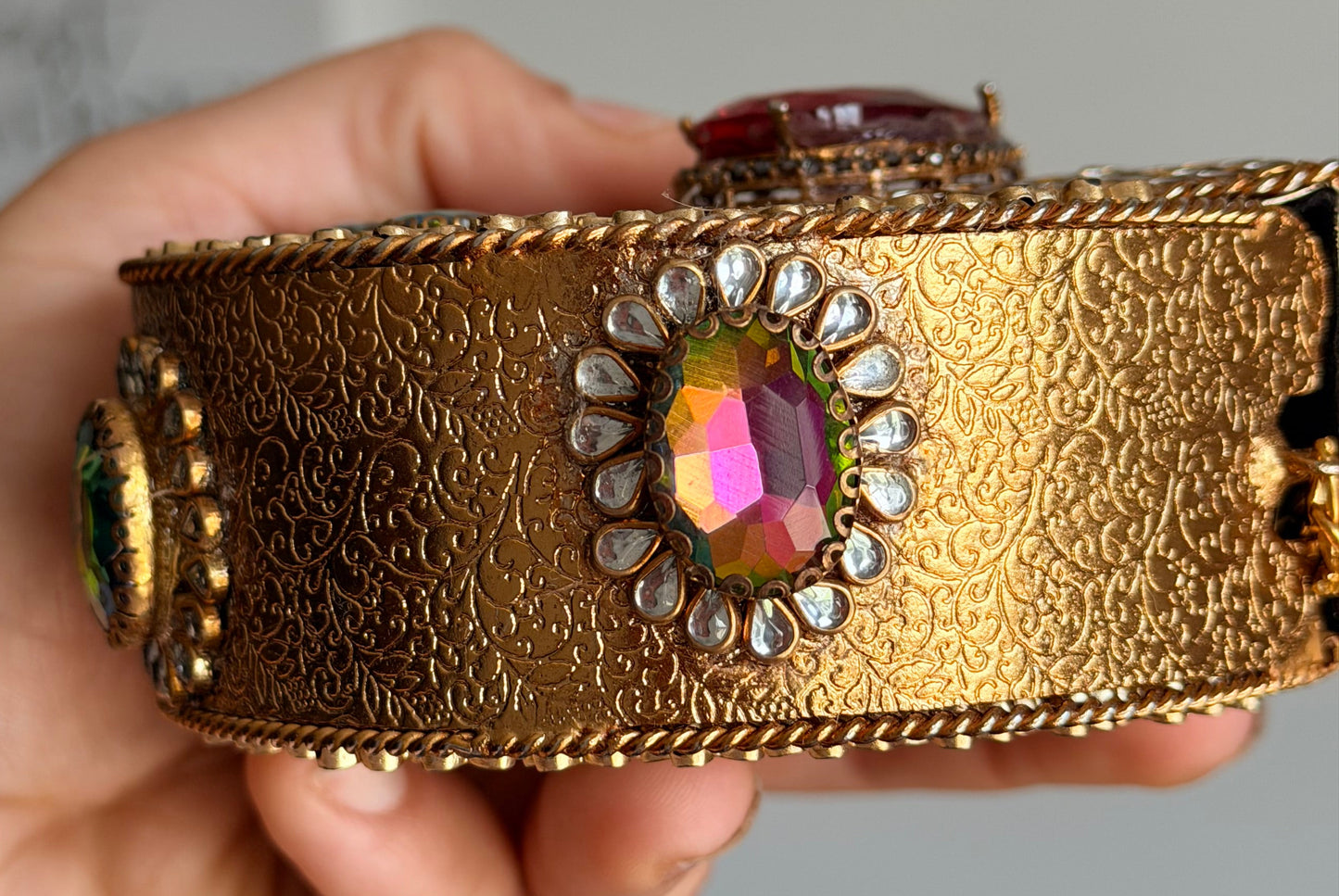 Naina Turkish Style Mini Kundan Clutch