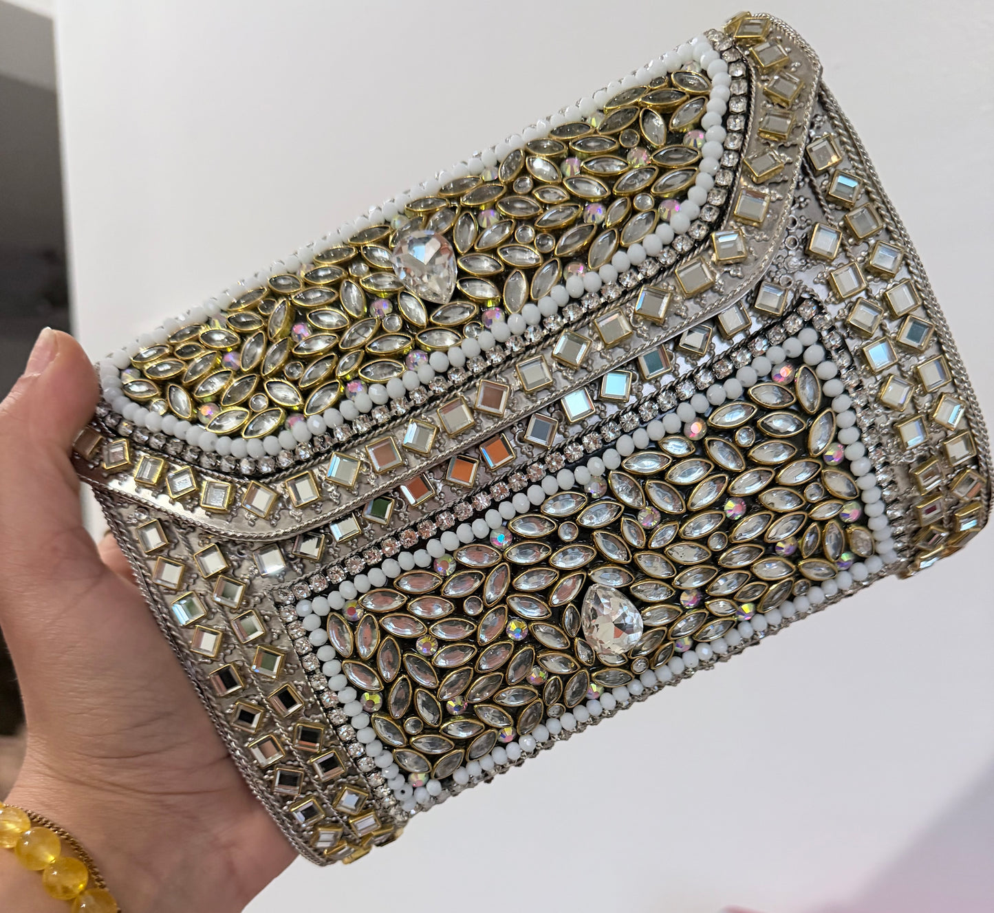 Vani Large Premium Quality Kundan Clutch