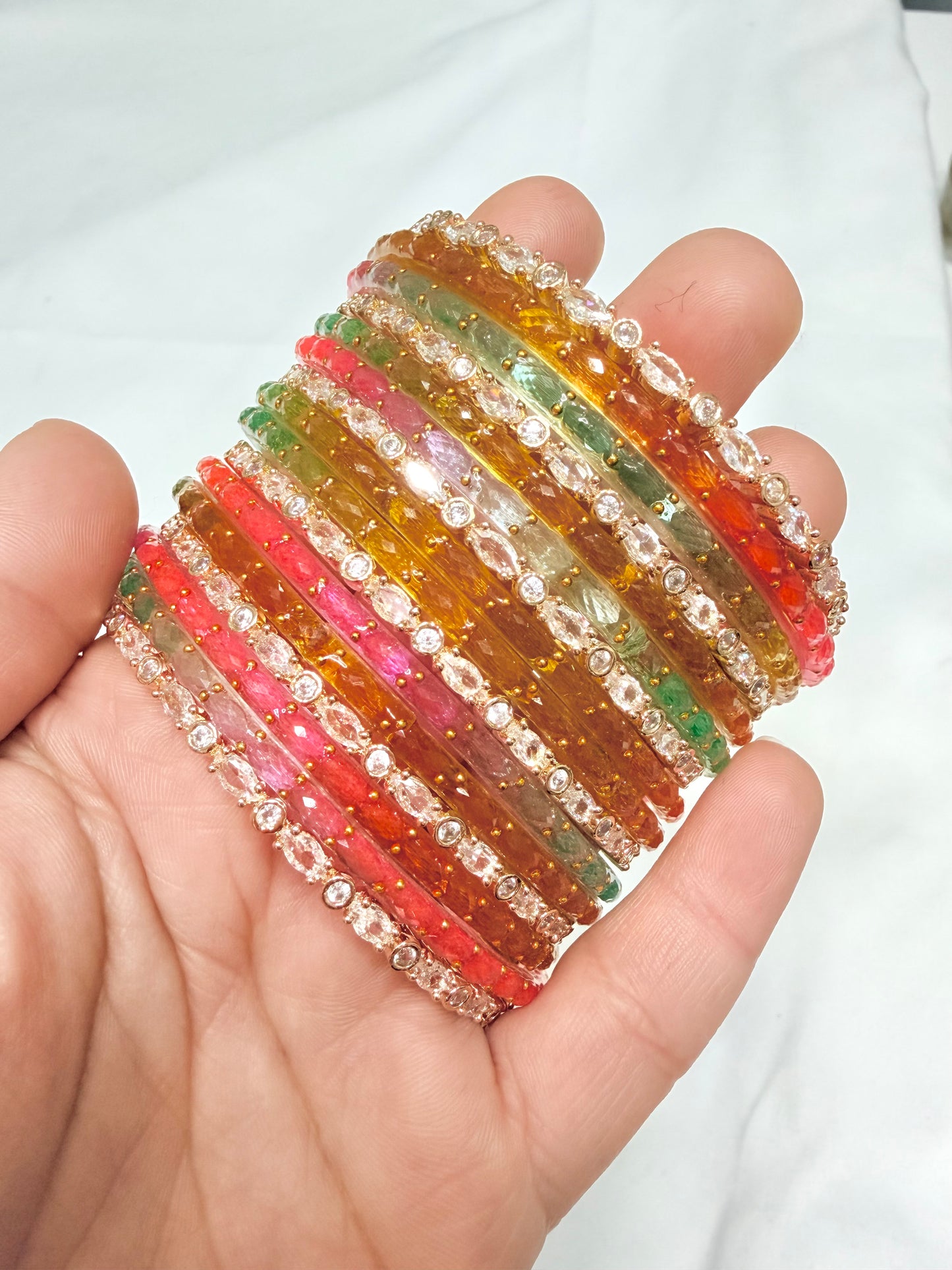 Saniya Glass Bangle Set