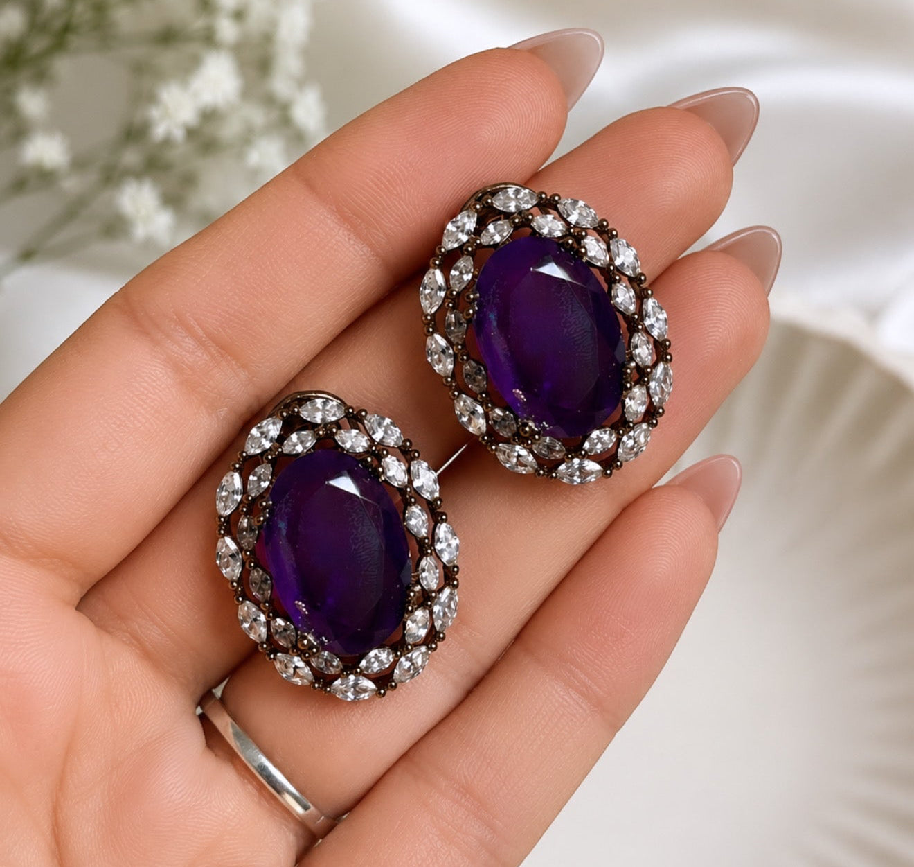 Rani Studs