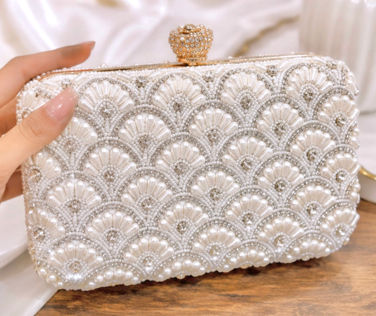 Zahra Premium Clutch